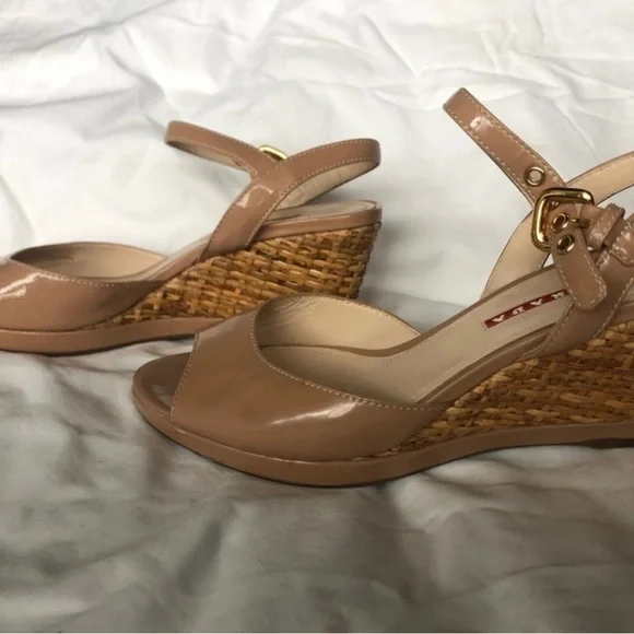 Prada Nude Patent Vernice Leather Woven Wedge Sandal - Picture 6 of 8